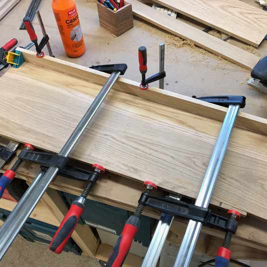 Sedan limmas trappnosen p krvs mnga tvingar till det Sedan limmas trappnosen p krvs mnga tvingar till det